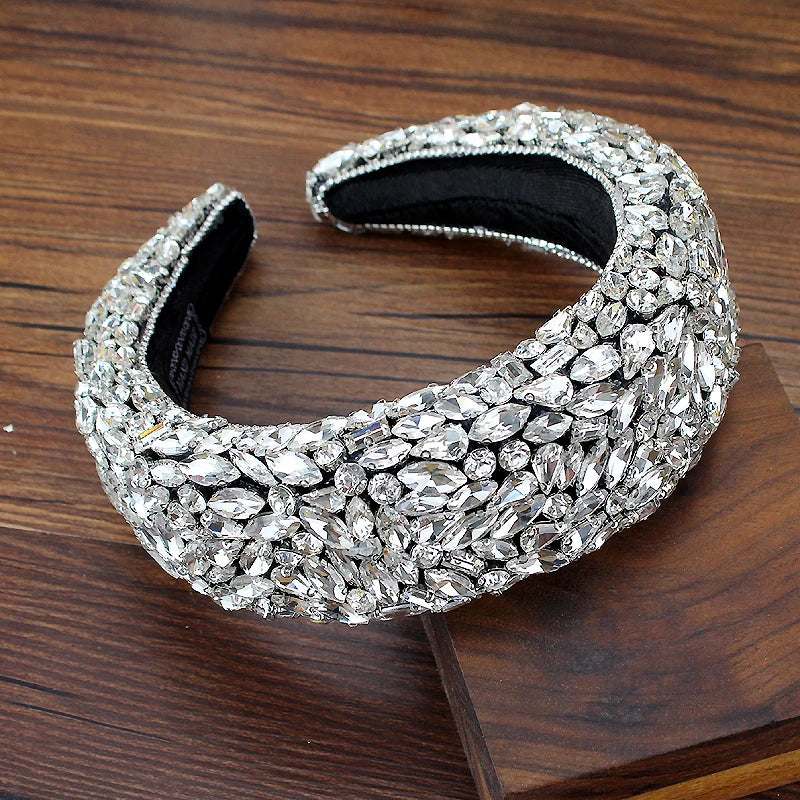 Tiara Luxuosa Feminina com Cristais – Strass Brilhante com Almofadado para Noivas e Festas