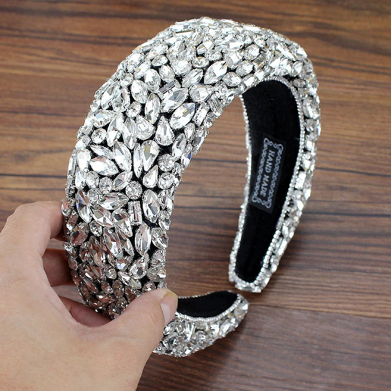 Tiara Luxuosa Feminina com Cristais – Strass Brilhante com Almofadado para Noivas e Festas