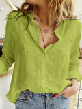 Blusa Feminina de Algodão e Linho – Manga Longa Casual e Elegante Blusa feminina leve e confortável, feita em algodão e linho, com mangas longas, gola com botão e corte solto.
