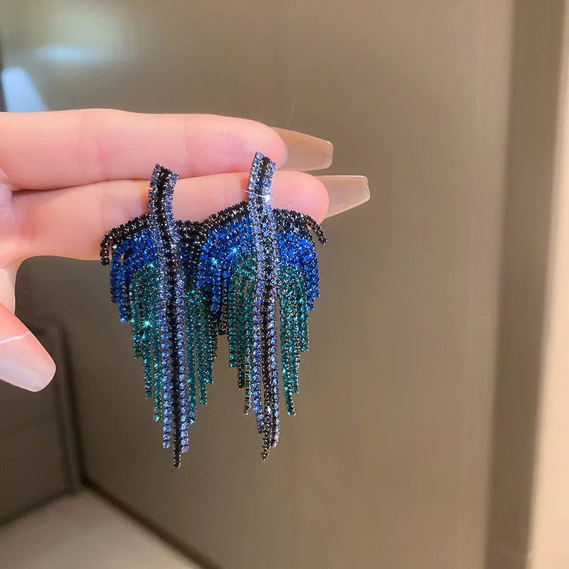 Brincos Longos Femininos com Franjas de Strass – Design Geométrico Azul, Acessório Fashion