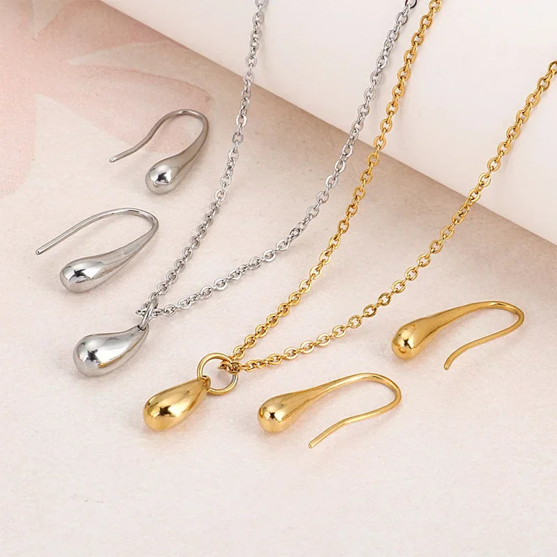 Conjunto de Joias Femininas 4 Peças – Anel, Colar, Pulseira e Brincos