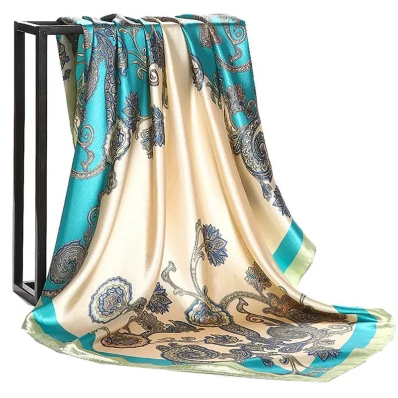 Lenço Quadrado Feminino 90x90cm – Cetim Toque de Seda, Estampado Fashion, Echarpe/Scarf/ Bandana de Luxo