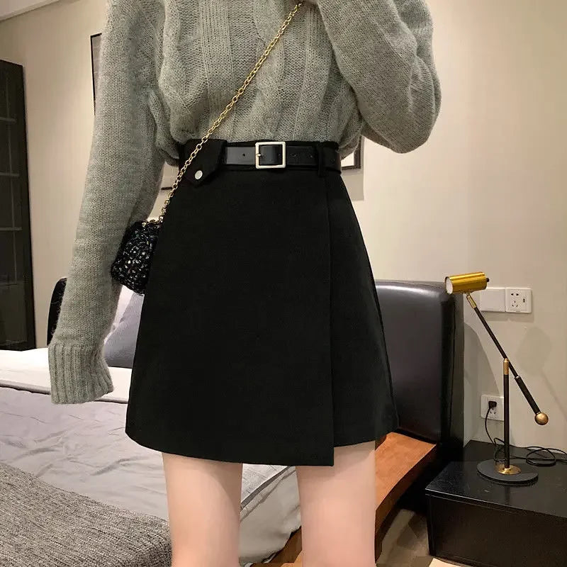Saia A-Line Feminina com Cinto – Outono/Inverno, Cintura Alta, Preta