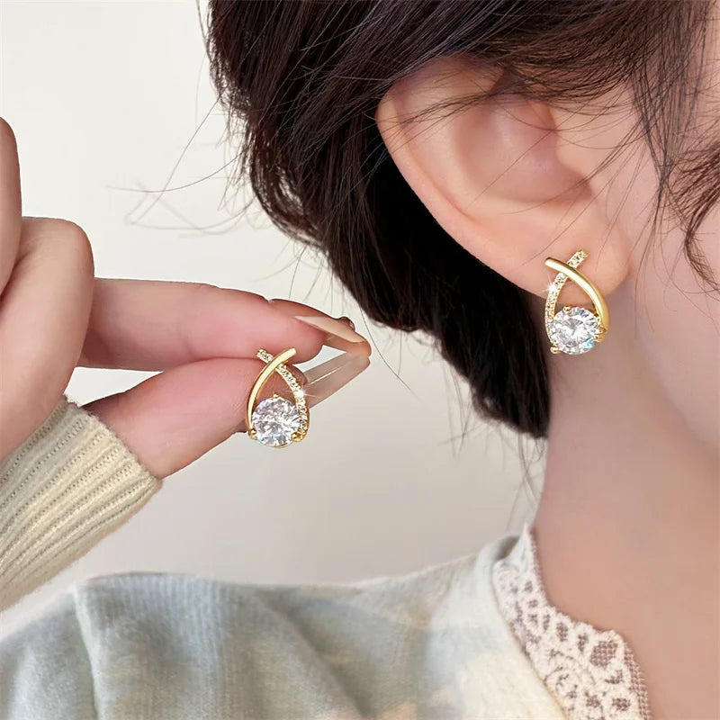 Brincos Femininos de Cruz com Cristal – Stud Earrings Estilo Coreano, Elegantes para Mulheres
