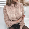 Blusa Feminina Elegante em Renda Vintage – Manga Longa, Botões e Rosa 2026  Design vintage elegante com detalhes em renda spliced  Botões frontais para fechamento clássico e charmoso