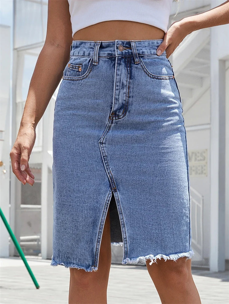 Saia Jeans Feminina Midi – Fenda Frontal, Bolsos, Cintura Alta, Zíper, Casual 2025
