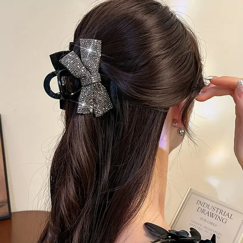 Presilha de Cabelo Feminina Luxo – Laço com Strass, Grande e Brilhante, Shark Clip Elegante