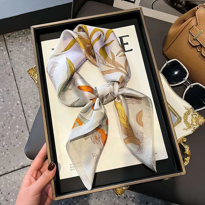 Lenço Feminino Quadrado 70cm – Seda Sintética Luxo com Estampa de Gaivota