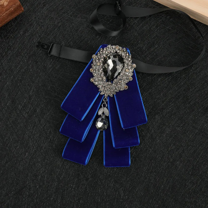 Gravata Borboleta Masculina de Veludo com Strass – Estilo Coreano Elegante para Noivos e Festa