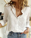 Blusa Feminina de Algodão e Linho – Manga Longa Casual e Elegante Blusa feminina leve e confortável, feita em algodão e linho, com mangas longas, gola com botão e corte solto.
