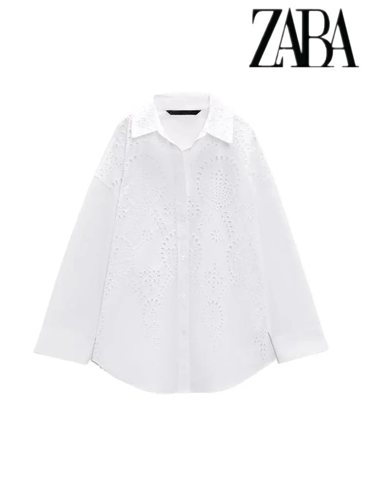 Blusa Feminina de Verão com Bordado Vazado e Gola Lapela – Manga Longa, Botões Frontais
