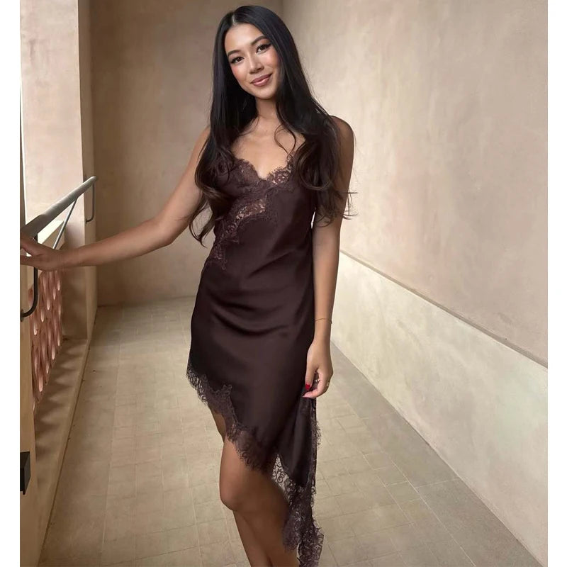 Vestido Curto de Renda para Mulheres – Slip Dress Sexy e Elegante