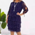 Vestido casual estilo boho, com babados delicados, manga 3/4 e comprimento midi. Perfeito para praia, festas de verão ou looks descontraídos e elegantes. Disponível em tamanhos plus size, unindo conforto e estilo.