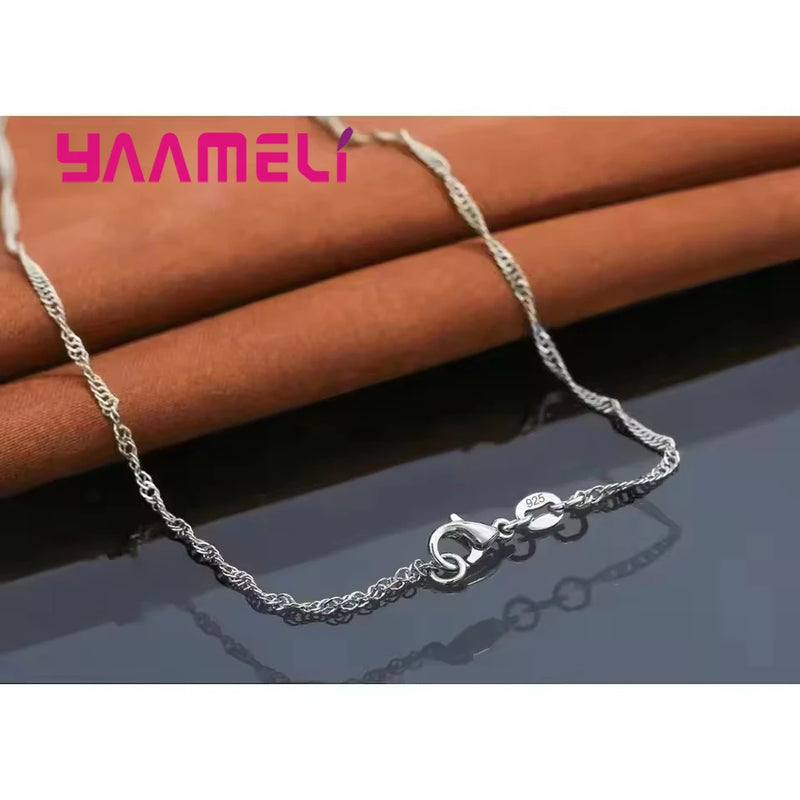 Conjunto de Joias Nupciais em Prata 925 – Colar com Pingente de Zircônia e Brincos de Pino