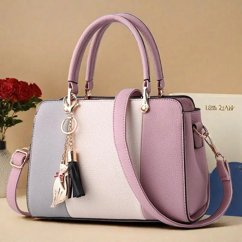 Bolsa feminina elegante e versátil, perfeita para o dia a dia, trabalho ou passeios. Design moderno de um ombro, estilo underarm, combinando luxo e praticidade.