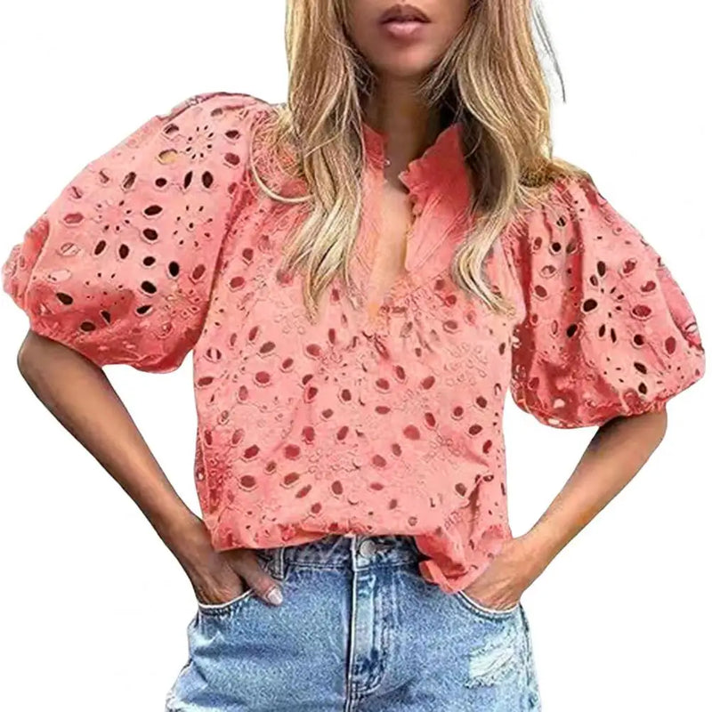 lusa Feminina de Verão com Renda e Bordado Floral – Elegante com Detalhes Vazados