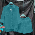 Conjunto feminino confortável e elegante para casa ou passeios, composto por camisa de manga longa e shorts. Feito em algodão e linho leve, ideal para o verão 2024. Perfeito para estilo casual, lazer e conforto diário.