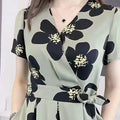 Vestido Feminino – Estampa Floral Fashion, Casual, Decote em V, Pregas na Cintura, Elegante, A-Line, Tipo Bandagem, Verão, Manga Curta, Comprimento Midi.