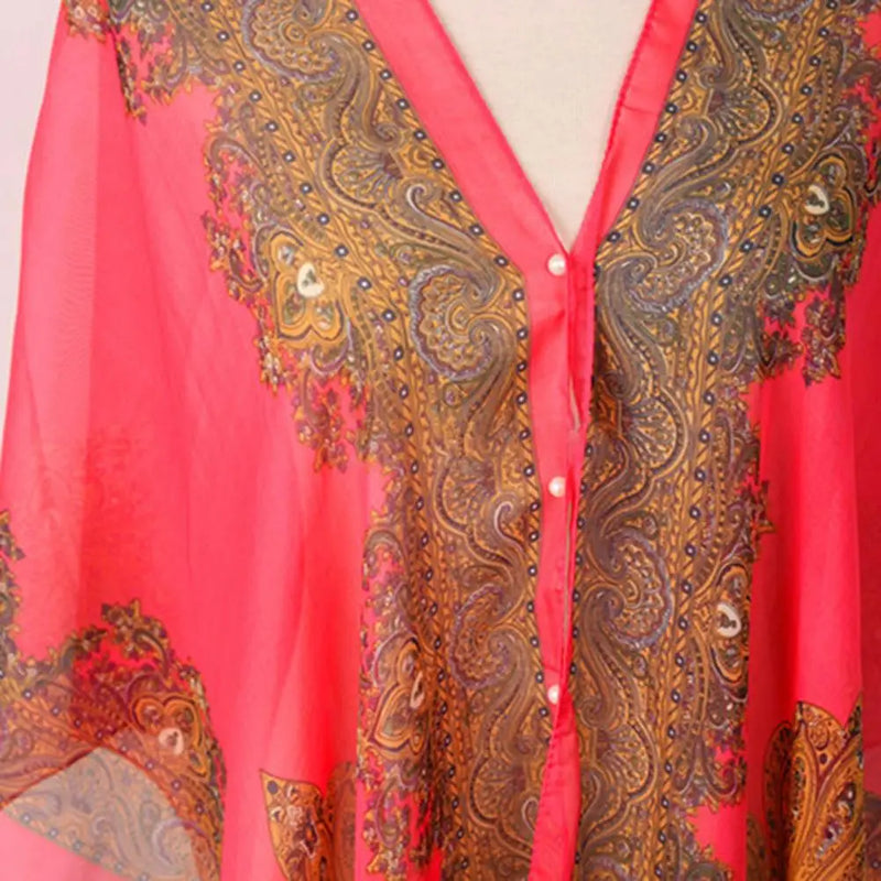 Lenço/chal feminino elegante, estampado com design de caju e detalhes em contas, perfeito como saída de praia ou cobertura leve para viagens