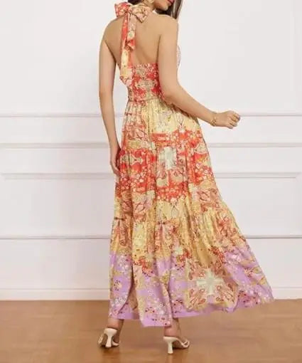 Saia Longa Feminina de Verão – Tomara que Caia e Alças Expostas, Estampada, Elegante e Sexy, Costas Nuas, Vestido com Decote Halter.