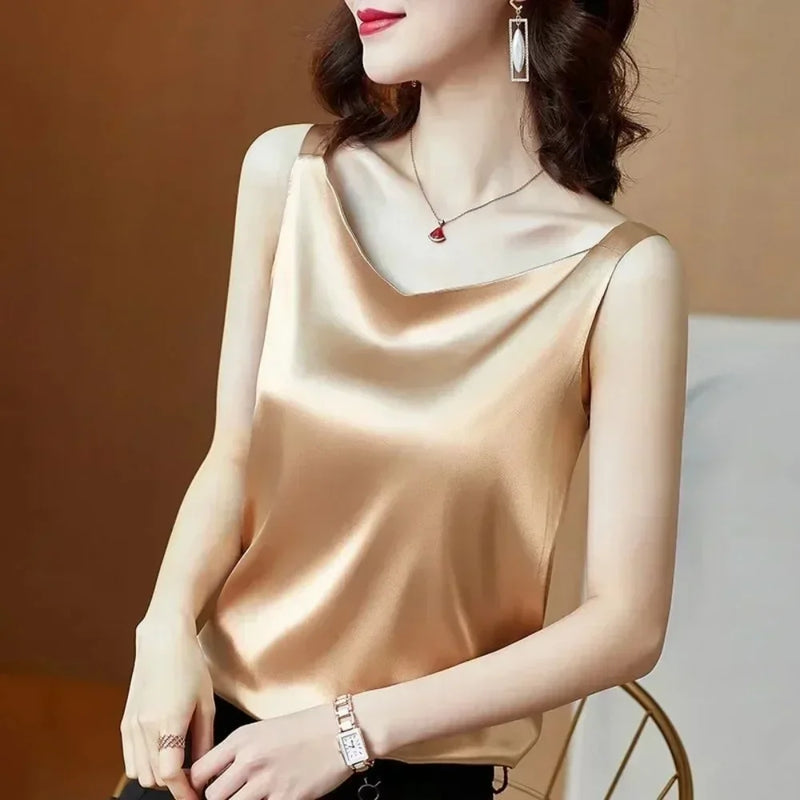 Blusa Feminina Coreana de Seda – Satin com Bordado em Renda e Estampa – Decote V