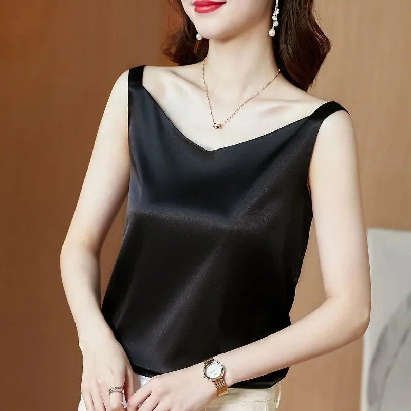 Blusa Feminina Coreana de Seda – Satin com Bordado em Renda e Estampa – Decote V