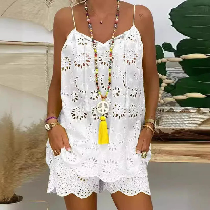 Conjunto Feminino Casual 2 Peças – Regata Bordada e Shorts com Babados