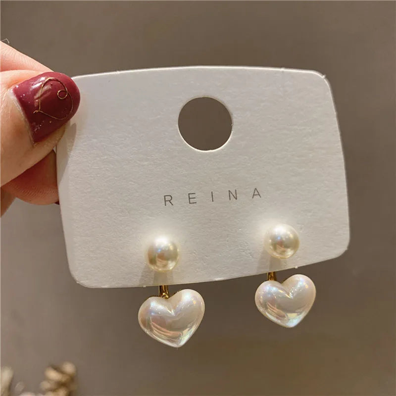 Brincos Stud Imitation Pearl – Coração e Redondo, Elegante