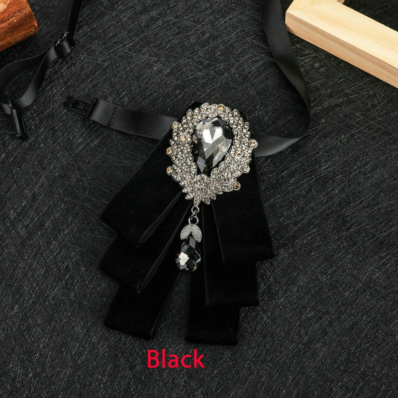 Gravata Borboleta Masculina de Veludo com Strass – Estilo Coreano Elegante para Noivos e Festa