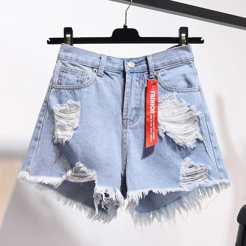 Shorts jeans feminino de verão, estilo casual e streetwear  Cintura alta que valoriza a silhueta feminina