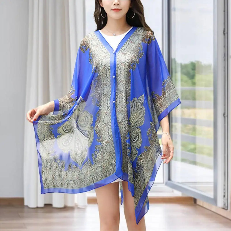 Lenço/chal feminino elegante, estampado com design de caju e detalhes em contas, perfeito como saída de praia ou cobertura leve para viagens