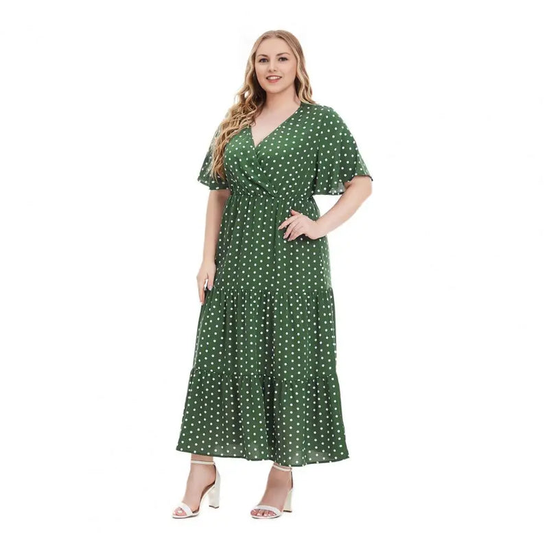 Vestido feminino estilo boho, com decote em V, mangas curtas vazadas e babados delicados. Perfeito para festas, praia ou looks casuais de verão, unindo conforto, elegância e charme descontraído. Disponível em tamanho plus size até 5XL.