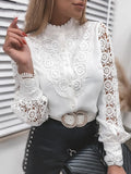Blusa Feminina Elegante 2025 – Office, Gola, Renda Patchwork e Detalhes Hollow Out  Blusa feminina elegante com gola clássica, ideal para escritório ou ocasiões formais