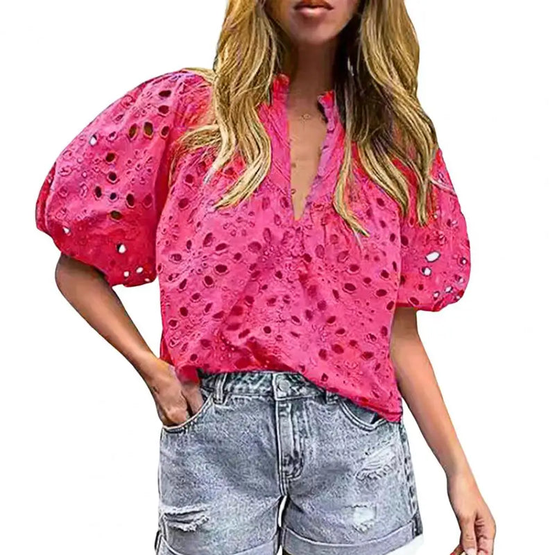 lusa Feminina de Verão com Renda e Bordado Floral – Elegante com Detalhes Vazados