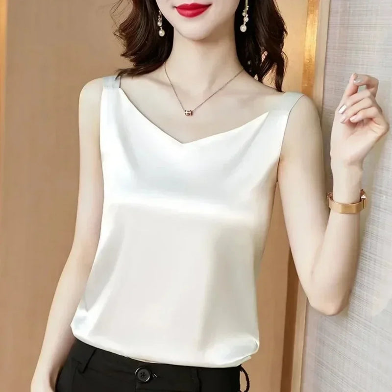 Blusa Feminina Coreana de Seda – Satin com Bordado em Renda e Estampa – Decote V
