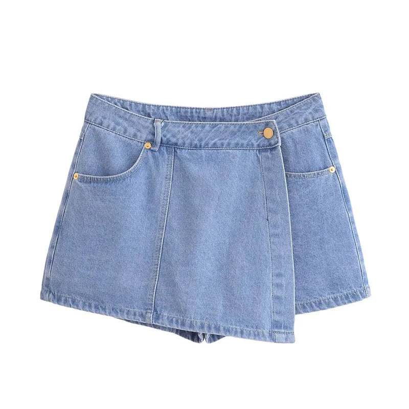 Conjunto feminino de verão 2026 com estilo casual e streetwear. Inclui mini saia, shorts e camisa curta em denim, perfeito para criar looks modernos e confortáveis