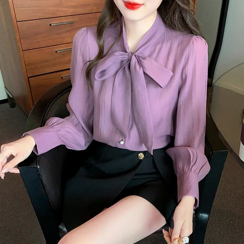 Blusa Feminina Elegante em Chiffon – Manga Longa, Estilo Retrô Coreano  Design elegante em chiffon leve, com caimento fluido  Manga longa, ideal para conforto e estilo casual-chic