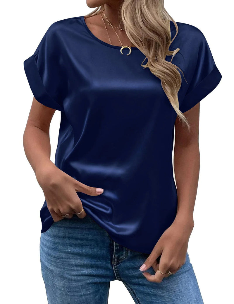 Blusa feminina casual em cetim leve, com manga borboleta e decote redondo (O-neck). Modelo solto e confortável, disponível em cores sólidas