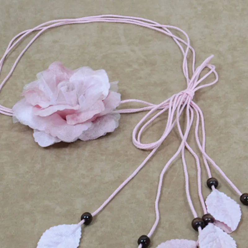 Cinto Feminino Casual com Nó e Corrente – Acessório Elegante para Vestidos