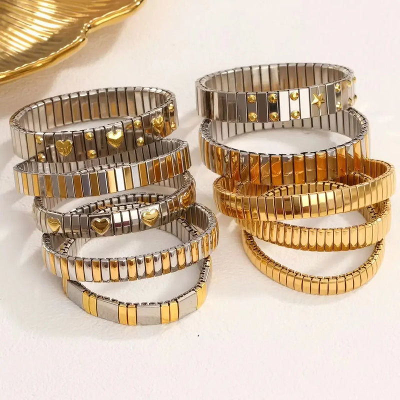 Pulseira Feminina de Aço Titânio com Coração – Design Elástico, Banhada a Ouro