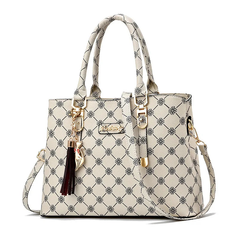 Bolsa feminina elegante e versátil, perfeita para o dia a dia, trabalho ou passeios. Design moderno de um ombro, estilo underarm, combinando luxo e praticidade.