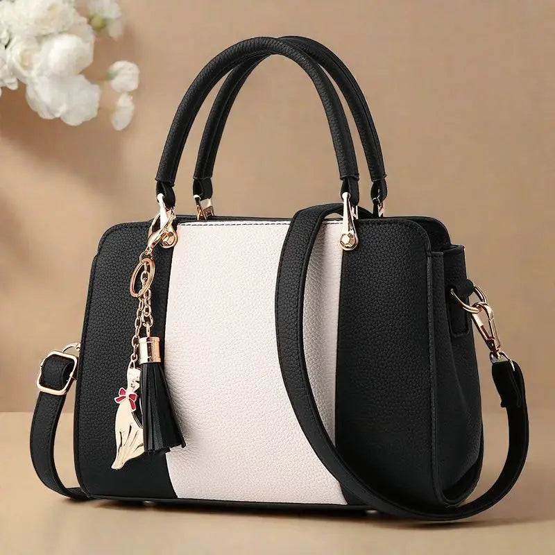 Bolsa feminina elegante e versátil, perfeita para o dia a dia, trabalho ou passeios. Design moderno de um ombro, estilo underarm, combinando luxo e praticidade.