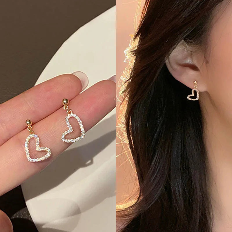 Brincos Femininos de Cruz com Cristal – Stud Earrings Estilo Coreano, Elegantes para Mulheres
