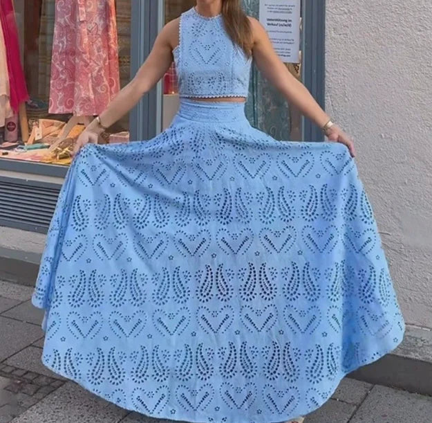 Conjunto Feminino de Verão 2 Peças – Regata Bordada e Saia Longa de Renda