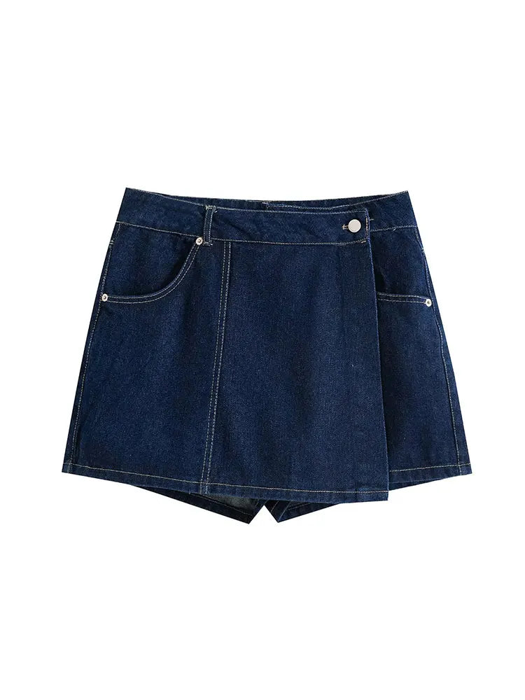 Conjunto feminino de verão 2026 com estilo casual e streetwear. Inclui mini saia, shorts e camisa curta em denim, perfeito para criar looks modernos e confortáveis