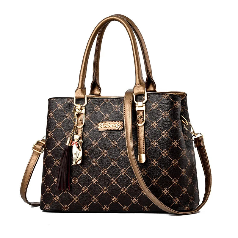 Bolsa feminina elegante e versátil, perfeita para o dia a dia, trabalho ou passeios. Design moderno de um ombro, estilo underarm, combinando luxo e praticidade.