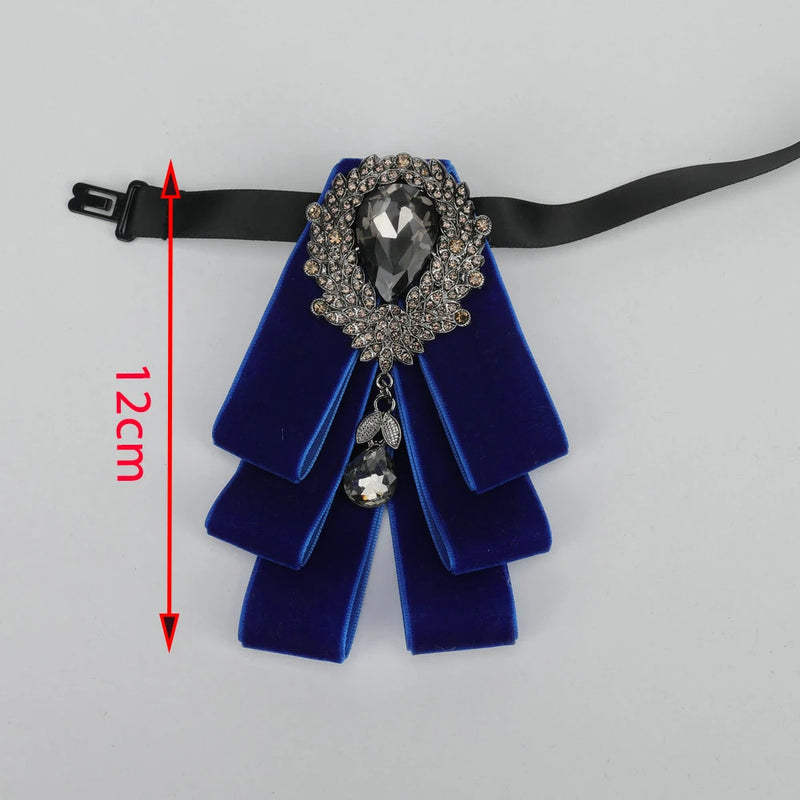 Gravata Borboleta Masculina de Veludo com Strass – Estilo Coreano Elegante para Noivos e Festa