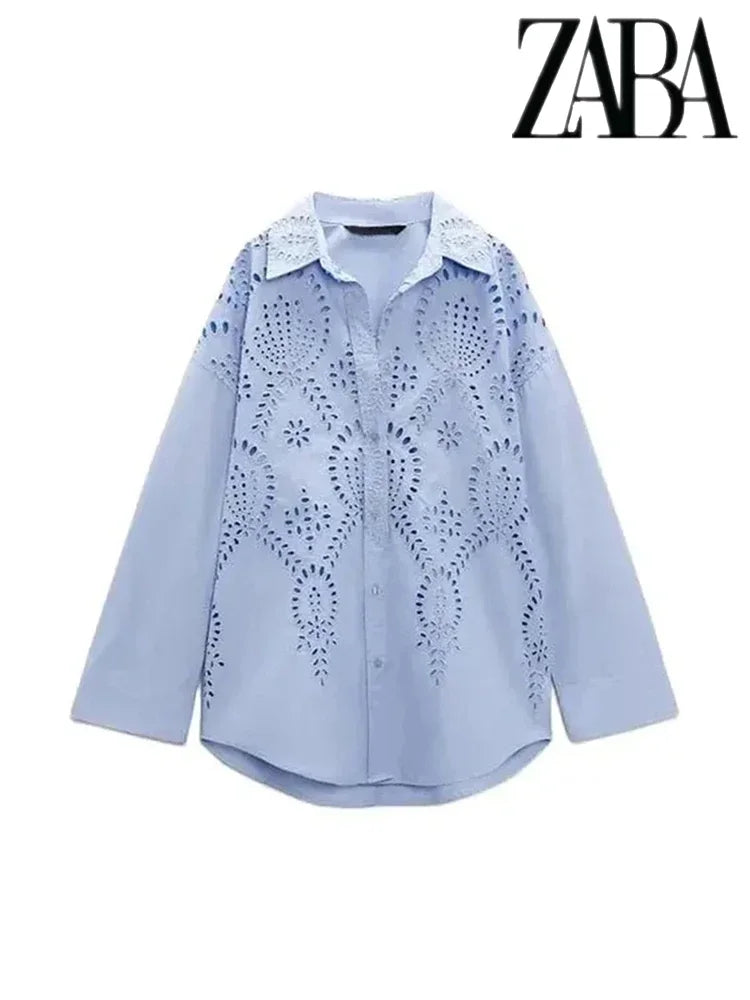 Blusa Feminina de Verão com Bordado Vazado e Gola Lapela – Manga Longa, Botões Frontais