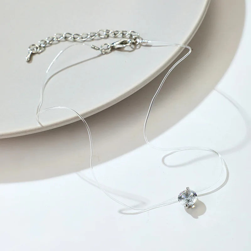 Colar Choker Curto com Pingente de Strass – Feminino